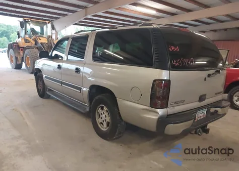 2005 Chevrolet Suburban 1500 Ls из США, поврежденный, VIN 3GNEC16Z25G136603